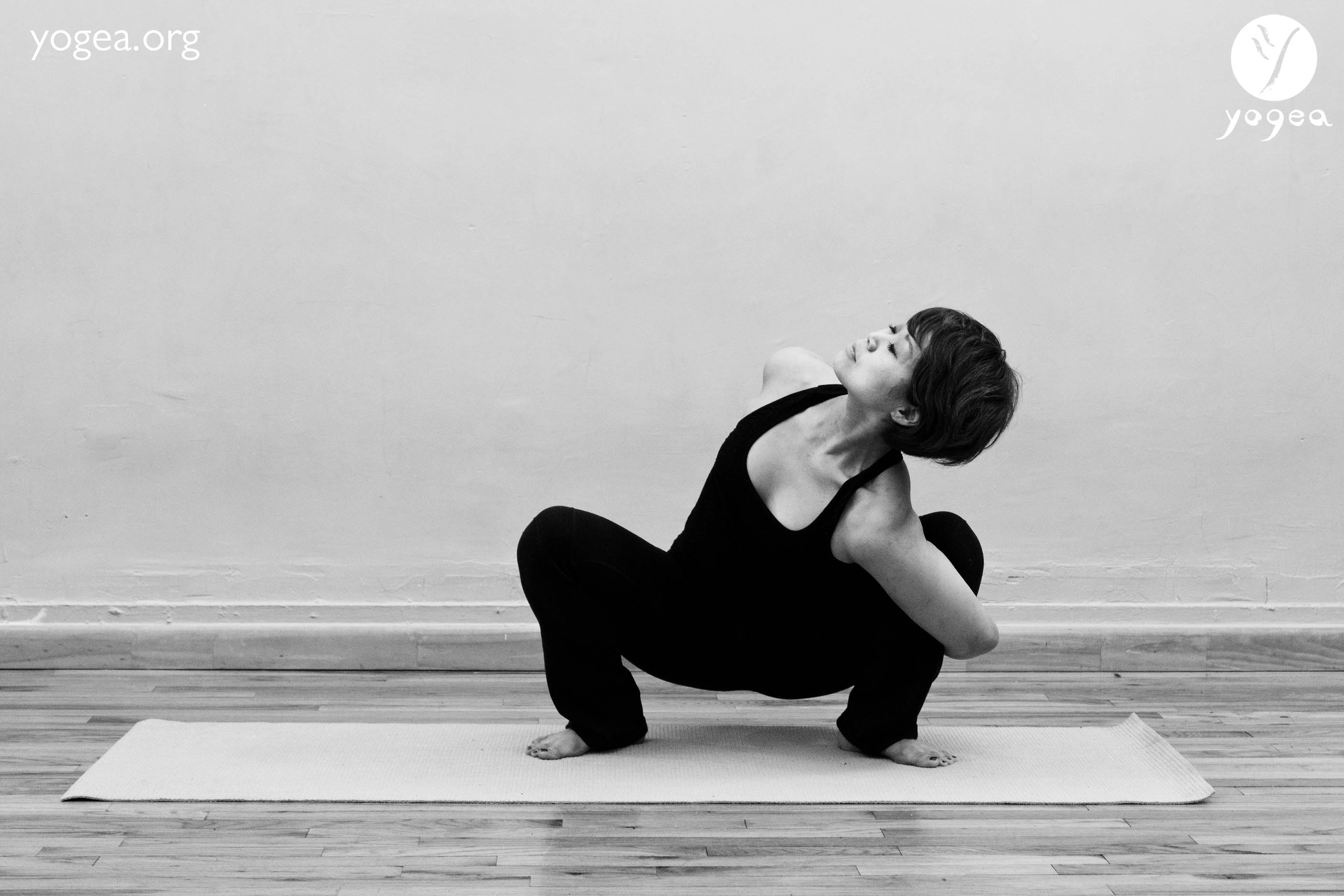 Yoga Squat Pose Benefits and How to Do Malasana